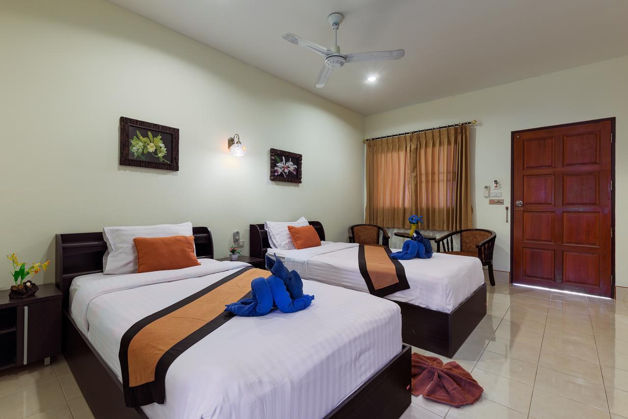 Smile House Karon Hotel Exterior foto