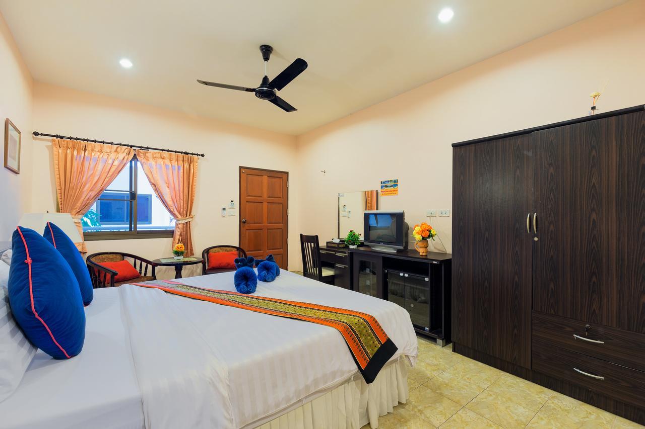 Smile House Karon Hotel Exterior foto